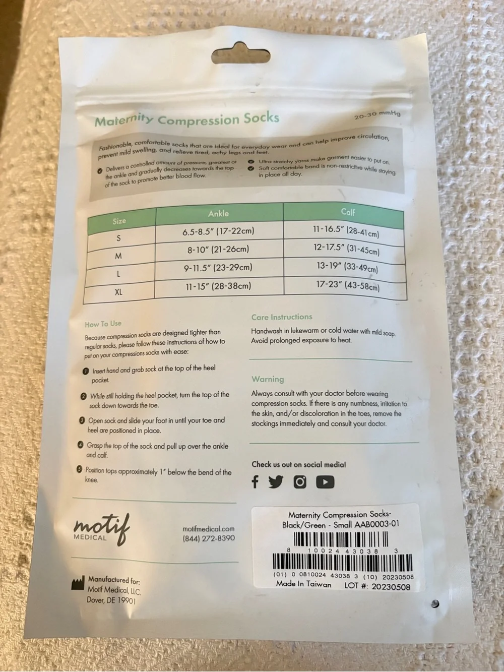 NWT Motif Maternity Compression Socks, Black, Size Small